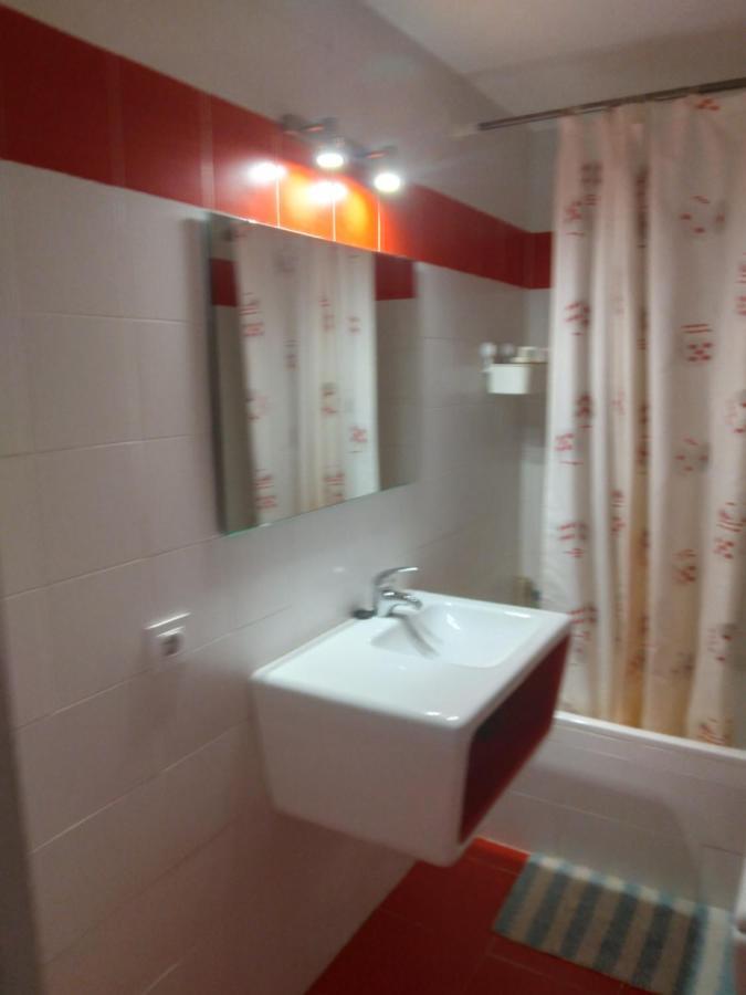 Piso Amplio Y Tranquilo En Marchena Apartment Ngoại thất bức ảnh